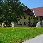 Urlaub Am Kraeutlhof In Lejlighed